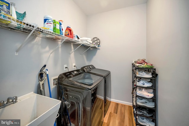 32 Beau Ridge Dr, Stafford, VA 22556 - washroom with washer and dryer, wood finished floors, and baseboards
