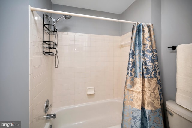 32 Beau Ridge Dr, Stafford, VA 22556 - bathroom featuring shower / bath combo with shower curtain and toilet