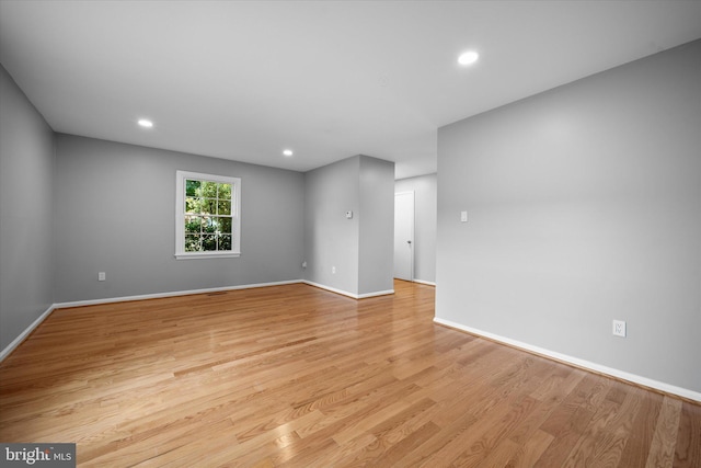 4559 Airlie Way, Annandale, VA 22003 - unfurnished room featuring light wood-type flooring, baseboards, and recessed lighting