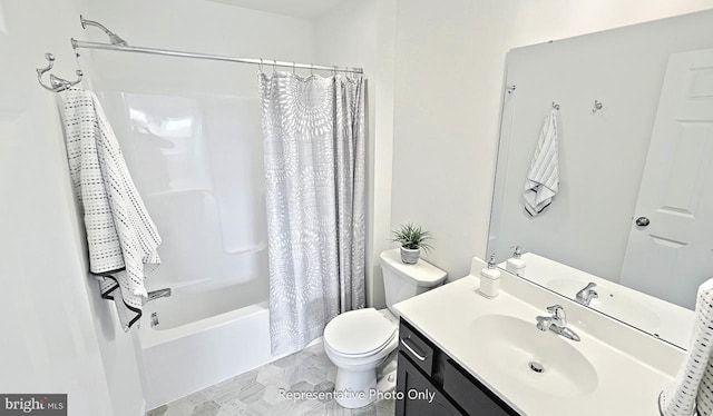 416 Allegheny Dr, Mechanicsburg, PA 17055 - bathroom with toilet, vanity, and shower / bath combo with shower curtain