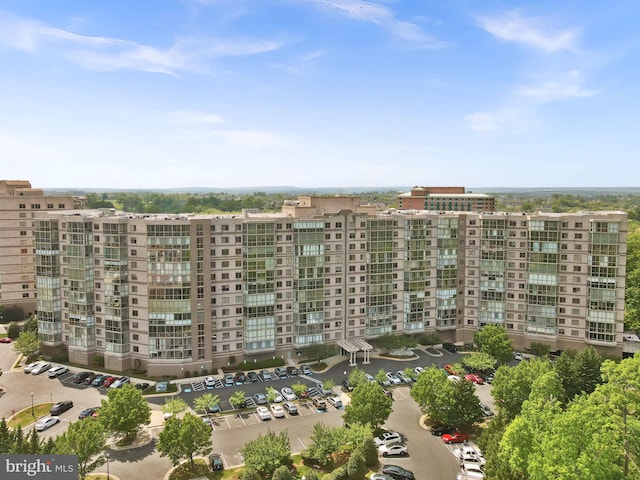 19355 Cypress Ridge Ter Unit 521, Leesburg, VA 20176 - view of apartment building / complex