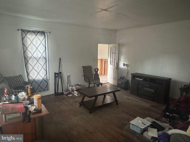 16102 Calla Hill, Mount Savage, MD 21545 - living room featuring wood finished floors