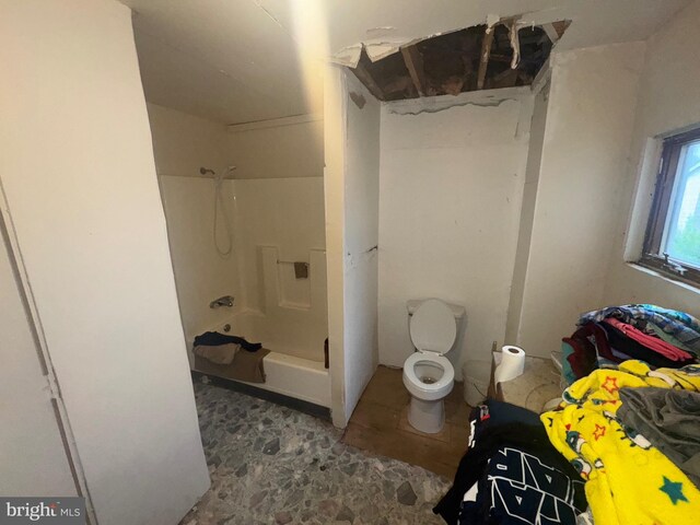 16102 Calla Hill, Mount Savage, MD 21545 - full bathroom with toilet