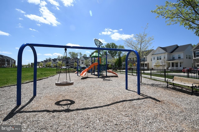 41 Green Dome Pl, Gaithersburg, MD 20878 - community play area with a residential view and fence