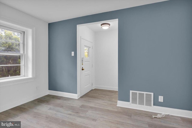 200 Boxwood Ln, Cinnaminson, NJ 08077 - spare room featuring wood finished floors and baseboards