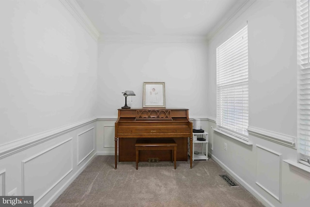 7571 Kindler Overlook Dr, Laurel, MD 20723 - living area featuring carpet flooring, wainscoting, and ornamental molding