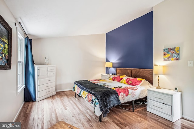 1559 Autumn Ridge Cir, Reston, VA 20194 - bedroom featuring baseboards and wood finished floors
