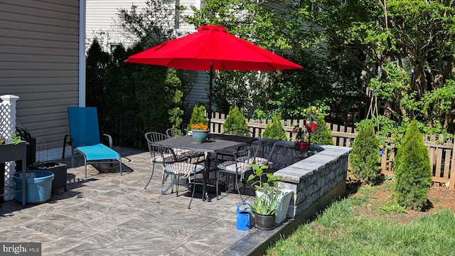 336 Deerpath Ave SW, Leesburg, VA 20175 - view of patio / terrace featuring outdoor dining area