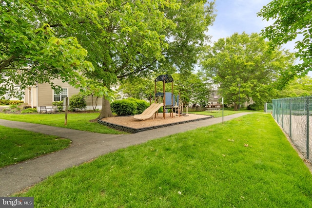 336 Deerpath Ave SW, Leesburg, VA 20175 - view of community playground
