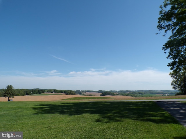 2713 Rowe Rd, New Windsor, MD 21776 - surrounding community featuring a yard and a rural view