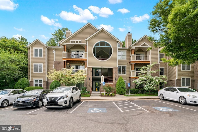 603 Admiral Dr Unit 204, Annapolis, MD 21401 - view of property with uncovered parking