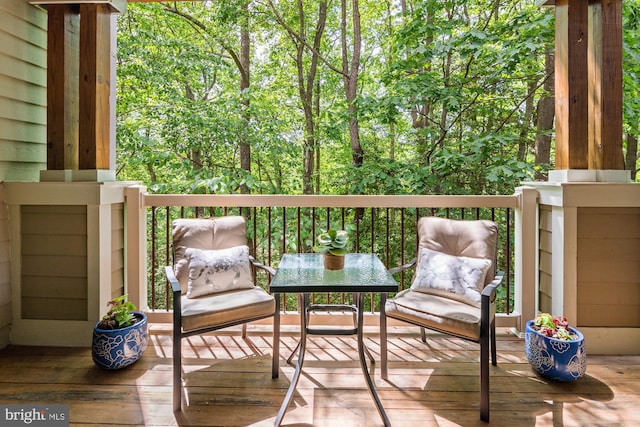 603 Admiral Dr Unit 204, Annapolis, MD 21401 - view of wooden terrace