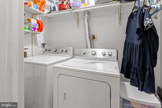 603 Admiral Dr Unit 204, Annapolis, MD 21401 - laundry room with separate washer and dryer