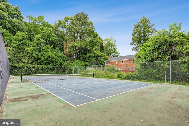 3316 Lakeside View Dr Unit 3-7, Falls Church, VA 22041 - view of tennis court featuring fence and community basketball court