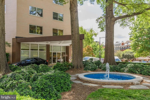 2829 Connecticut Ave NW Unit 312, Washington, DC 20008 - view of community
