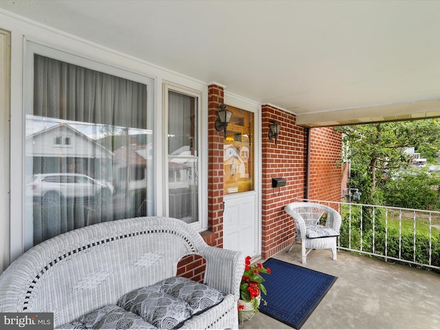 629 W Piedmont St, Keyser, WV 26726 - view of sunroom / solarium