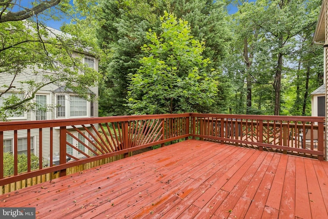 7702 Ousley Pl, Alexandria, VA 22315 - view of wooden terrace