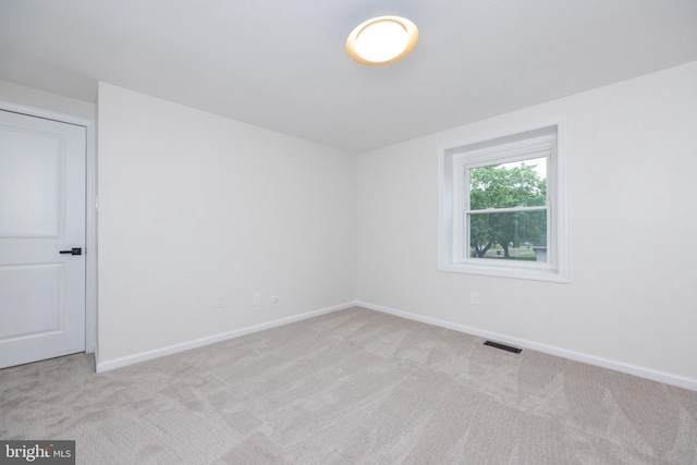 127 Toledo Ln, Willingboro, NJ 08046 - carpeted spare room with baseboards