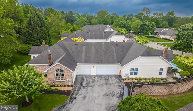 aerial view of property and surrounding area