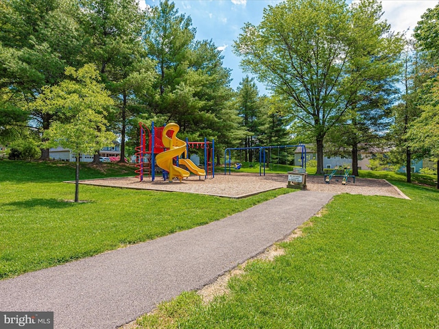 24129 Pecan Grove Ln, Gaithersburg, MD 20882 - community jungle gym with a yard