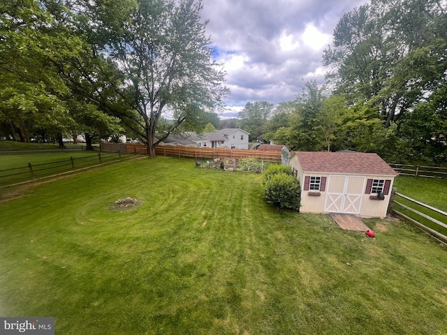24129 Pecan Grove Ln, Gaithersburg, MD 20882 - view of yard