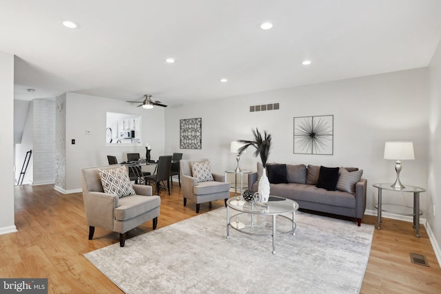 835 Sabina Cir, Bear, DE 19701 - living room featuring baseboards, light wood-style flooring, a ceiling fan, and recessed lighting