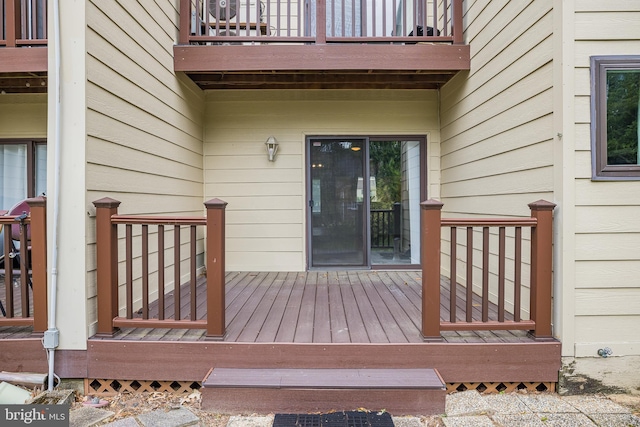 28 Chatham Ct, Dover, DE 19901 - view of wooden terrace