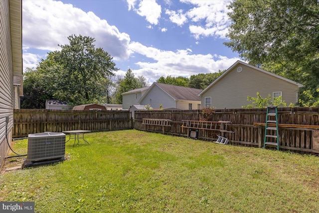 309 6th St, Colonial Beach, VA 22443 - view of yard featuring cooling unit
