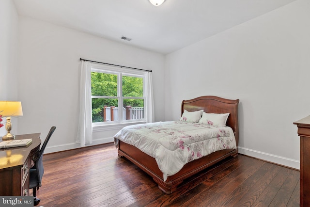 94 Tomahawk Way, Linden, VA 22642 - bedroom with hardwood / wood-style floors, baseboards, and a desk