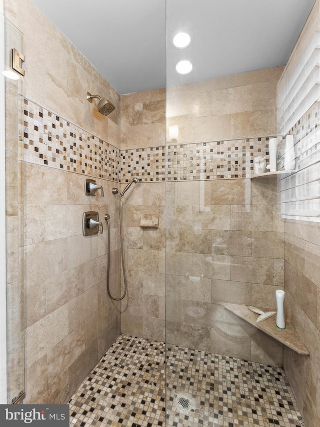 129 Kingston Rd, Cheltenham, PA 19012 - bathroom featuring a tile shower