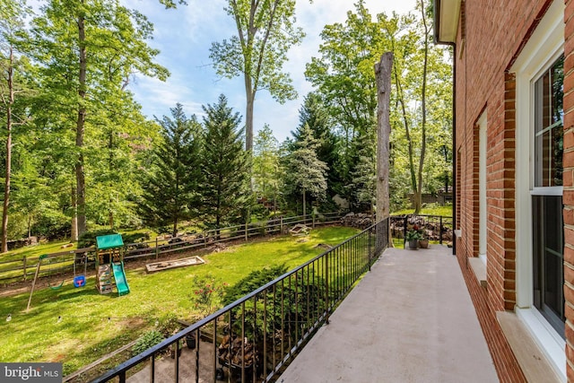 104 River Forest Ln, Fort Washington, MD 20744 - view of balcony