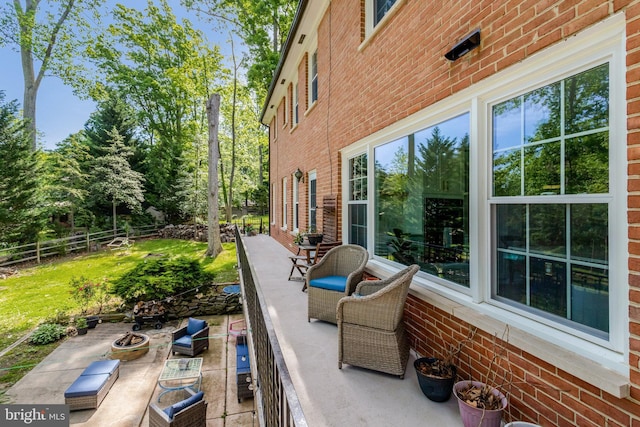 104 River Forest Ln, Fort Washington, MD 20744 - view of patio / terrace with fence and an outdoor fire pit