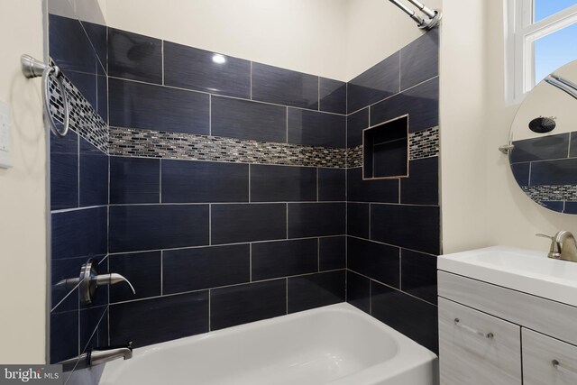 3827 Boarman Ave, Baltimore, MD 21215 - full bath featuring washtub / shower combination and vanity
