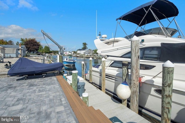 dock featuring a water view