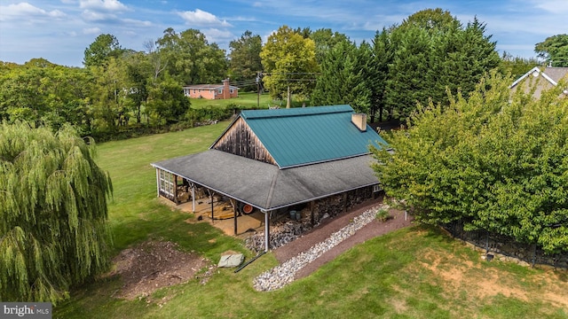 aerial view of property and surrounding area