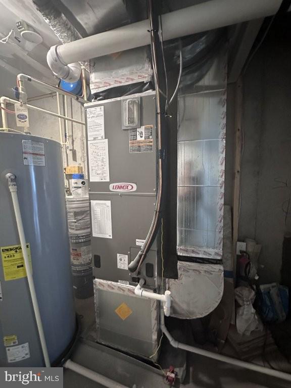 51 Healey Ct, Bunker Hill, WV 25413 - utility room featuring water heater