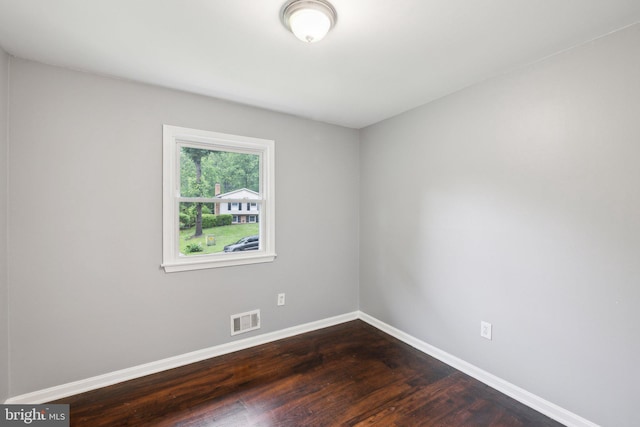 12991 Orleans St, Woodbridge, VA 22192 - unfurnished room with dark wood-type flooring and baseboards