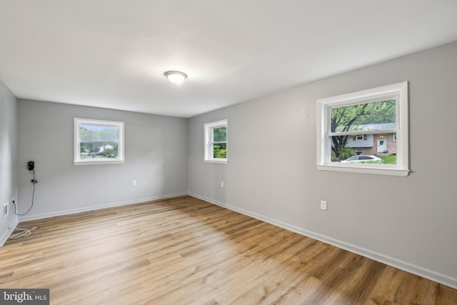 12991 Orleans St, Woodbridge, VA 22192 - spare room featuring light wood-type flooring and baseboards