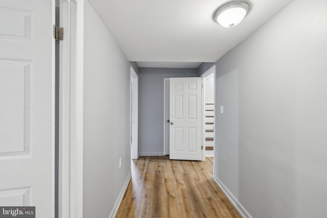12991 Orleans St, Woodbridge, VA 22192 - corridor with light wood-type flooring and baseboards