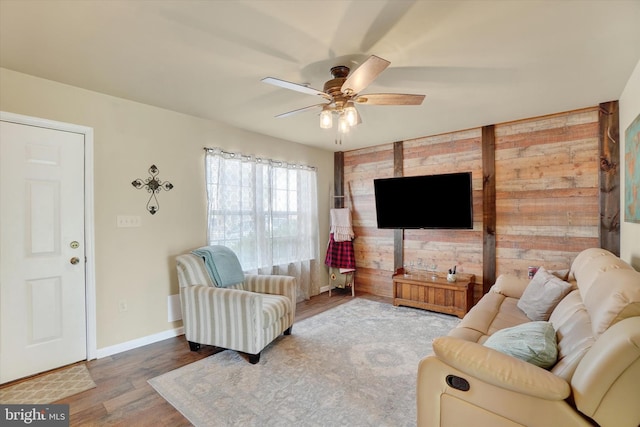 1550 Matthew Dr, York, PA 17404 - living room with a ceiling fan, wood finished floors, and baseboards