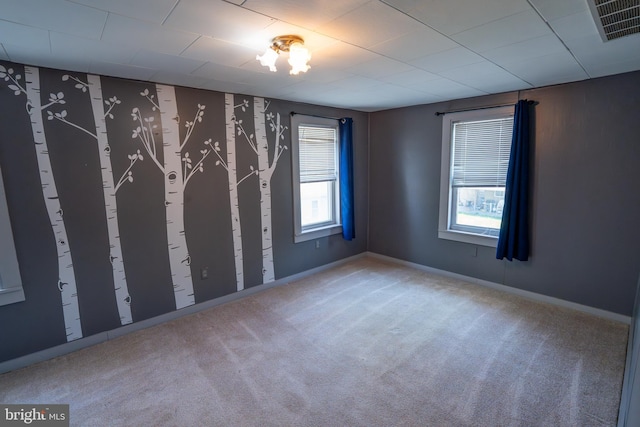 334 Windsor St, Wyomissing, PA 19610 - carpeted empty room featuring baseboards