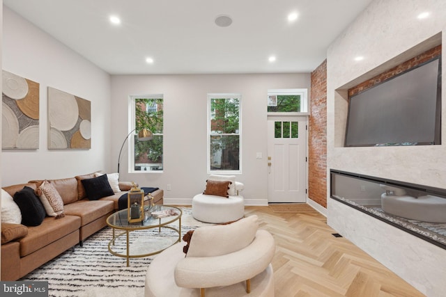 728 S Warnock St, Philadelphia, PA 19147 - living room featuring recessed lighting and baseboards