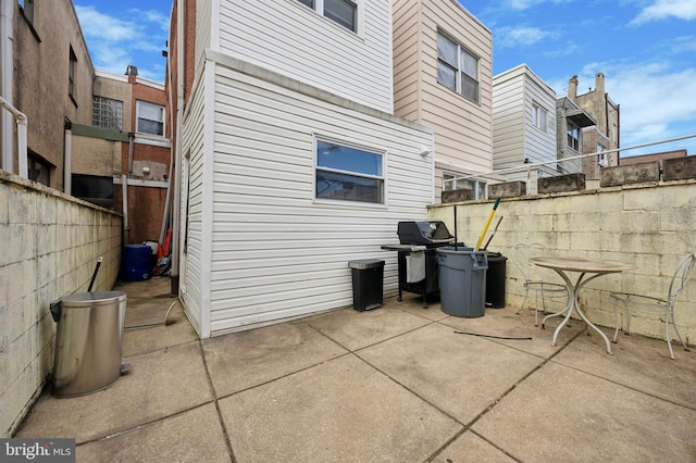 1321 Wolf St, Philadelphia, PA 19148 - view of patio with area for grilling and fence