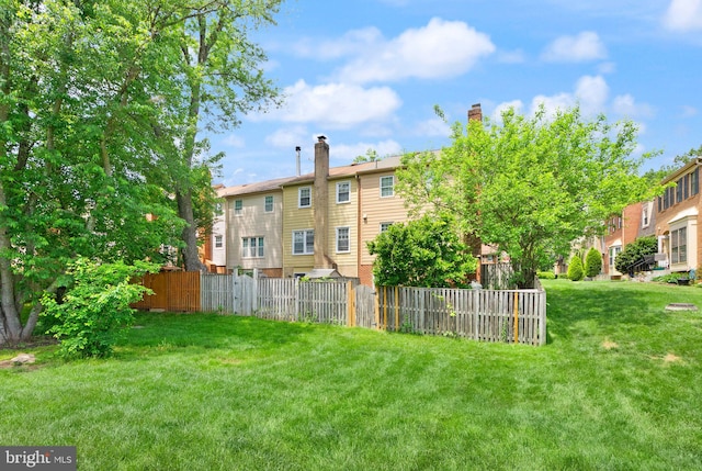 9882 High Water Ct, Burke, VA 22015 - view of yard
