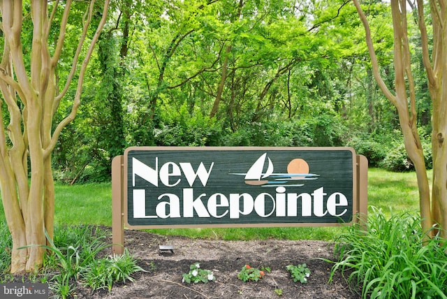 9882 High Water Ct, Burke, VA 22015 - view of community sign
