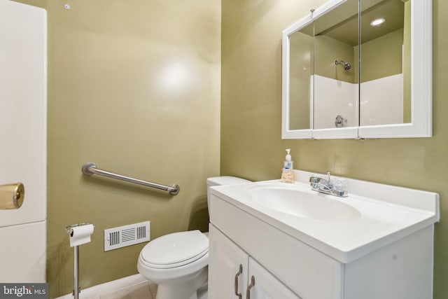 552 Elizabeth Ln, Glen Burnie, MD 21061 - bathroom featuring toilet, vanity, and baseboards