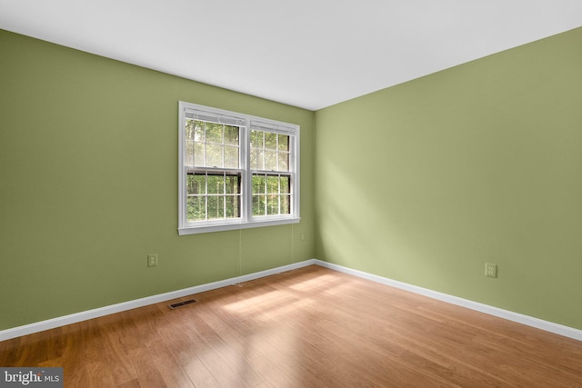 4849 Carriagepark Rd, Fairfax, VA 22032 - empty room featuring baseboards and wood finished floors