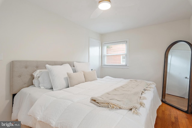 1808 Bay Ridge Ave, Annapolis, MD 21403 - bedroom with wood finished floors and a ceiling fan