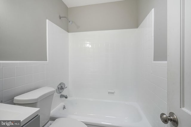 3311 Meridian St, Philadelphia, PA 19136 - full bathroom featuring toilet, shower / bathtub combination, tile walls, and vanity