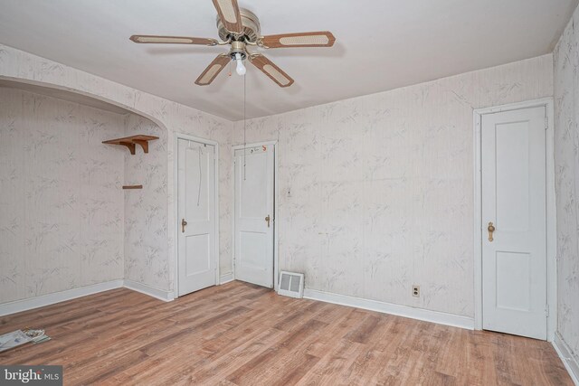 3311 Meridian St, Philadelphia, PA 19136 - spare room with wood finished floors, a ceiling fan, and baseboards